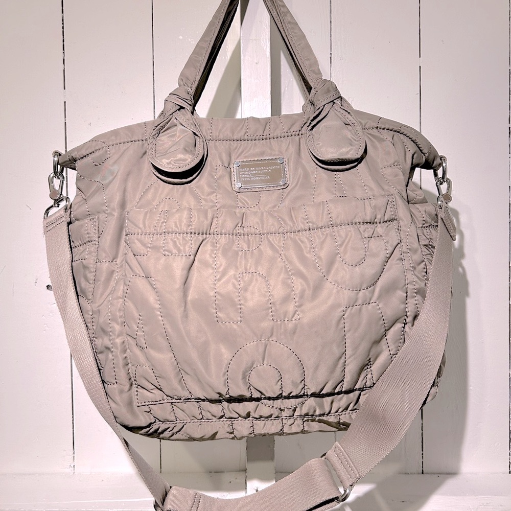 Marc by Marc Jacobs Luxury Diaper Bag Taupe Shoulder Bag Tote Weekender Multiuse